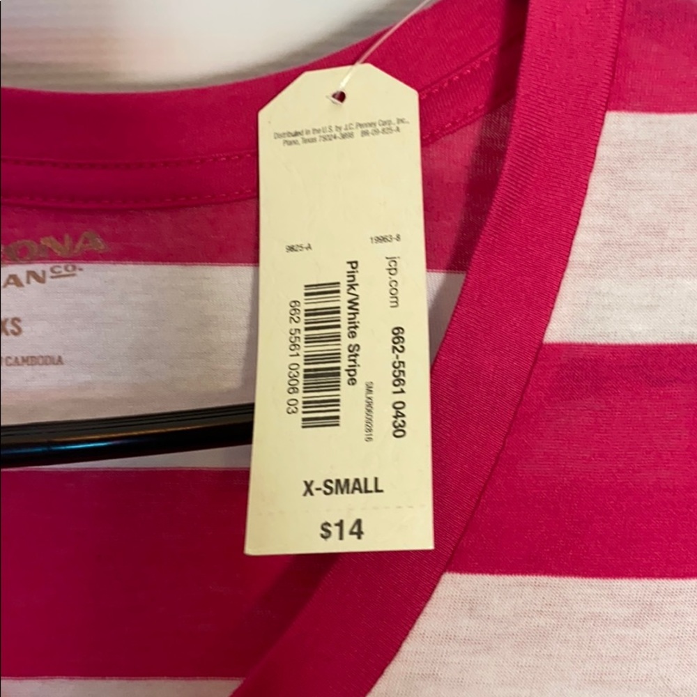 Shirt - Picture 4 of 4